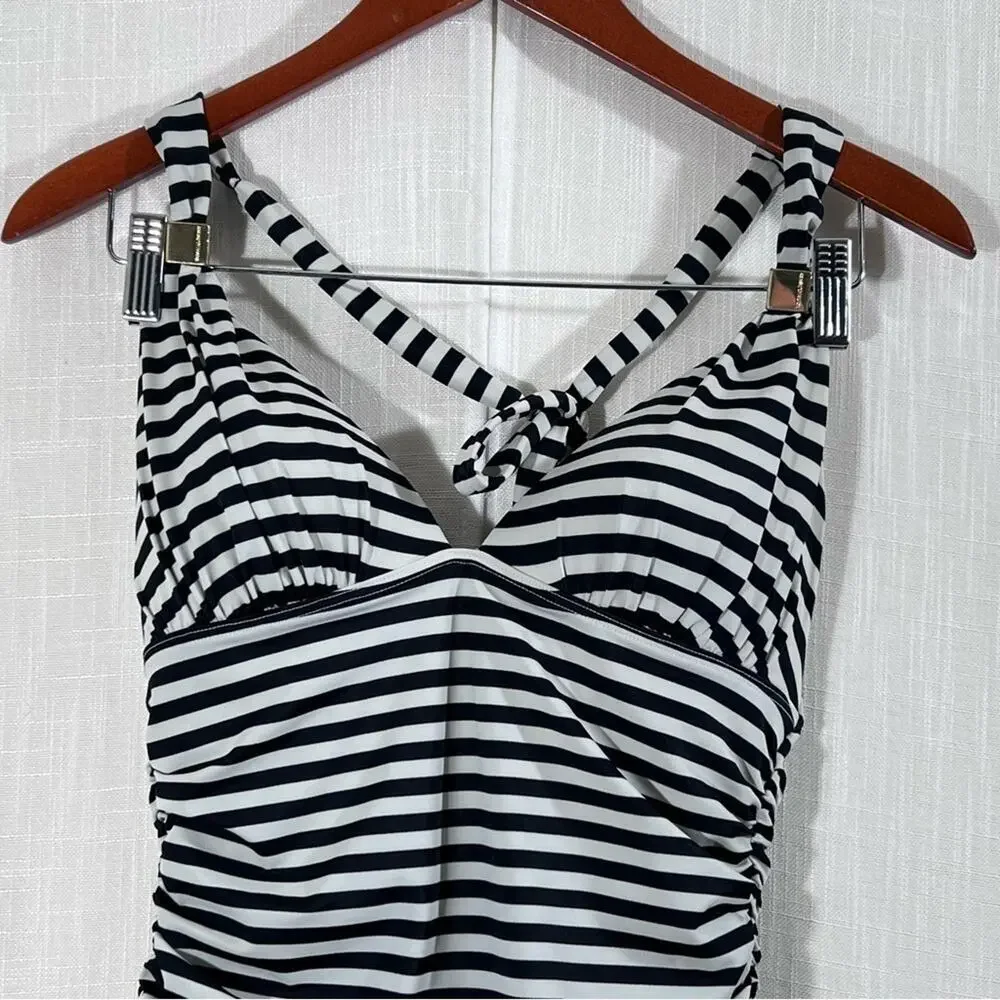 Victoria’s Secret Black & White Striped The Forever One Piece Swimsuit Size M - Picture 3 of 13
